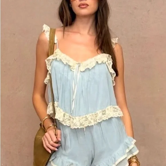 #2NDCHANCE Spring SZN 🌸 - Picture 8 of 10